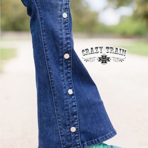 Crazy Train jeans 28 waist - Picture 4 of 7